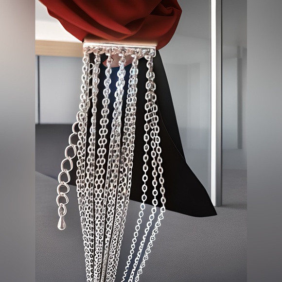 Silver Multi-Strand Layered Cable Chain Opera Necklace - Picture 4 of 6